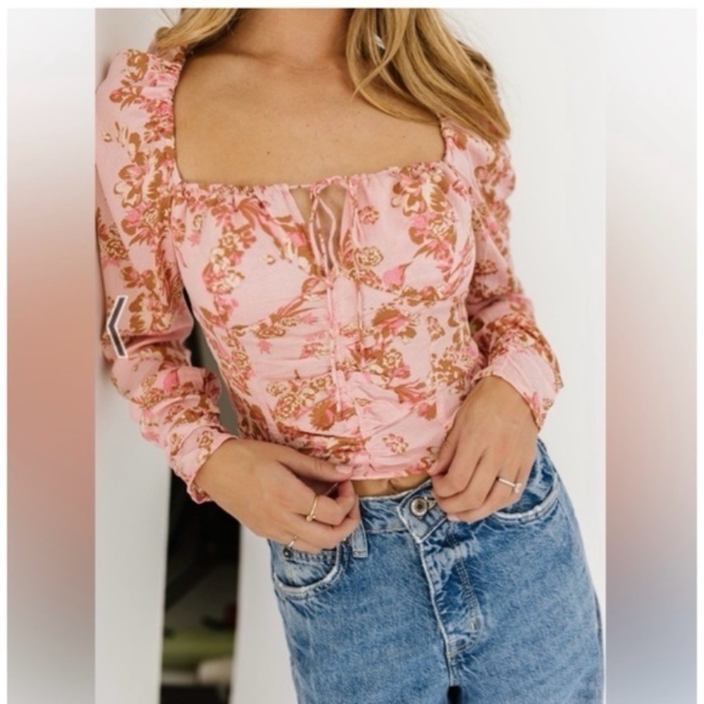 Free People Hilary Floral Smocked Back Crop Top Pink Combo Flirty EUC M #1010